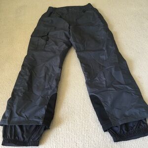 Columbia Women’s  winter break  Pants size Medium